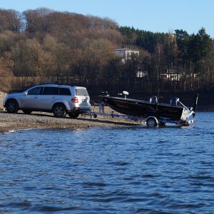 Boot slippen am Möhnesee